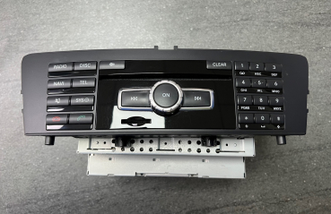 Reparatur Mercedes Benz Comand APS NTG4.7 schaltet nicht ein / Bildschirm bleibt komplett schwarz